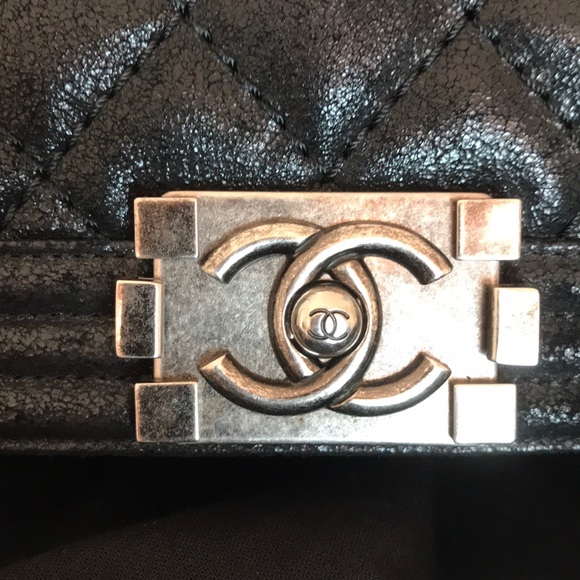 SOLD. SOLD.  SOLD. SOLD🌹CHANEL BOY CROSSBODY🌹 - Picture 3 of 9